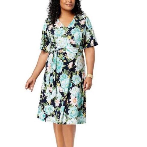 Charter Club V-Neckline Floral Print knit dress-1X - Picture 1 of 4